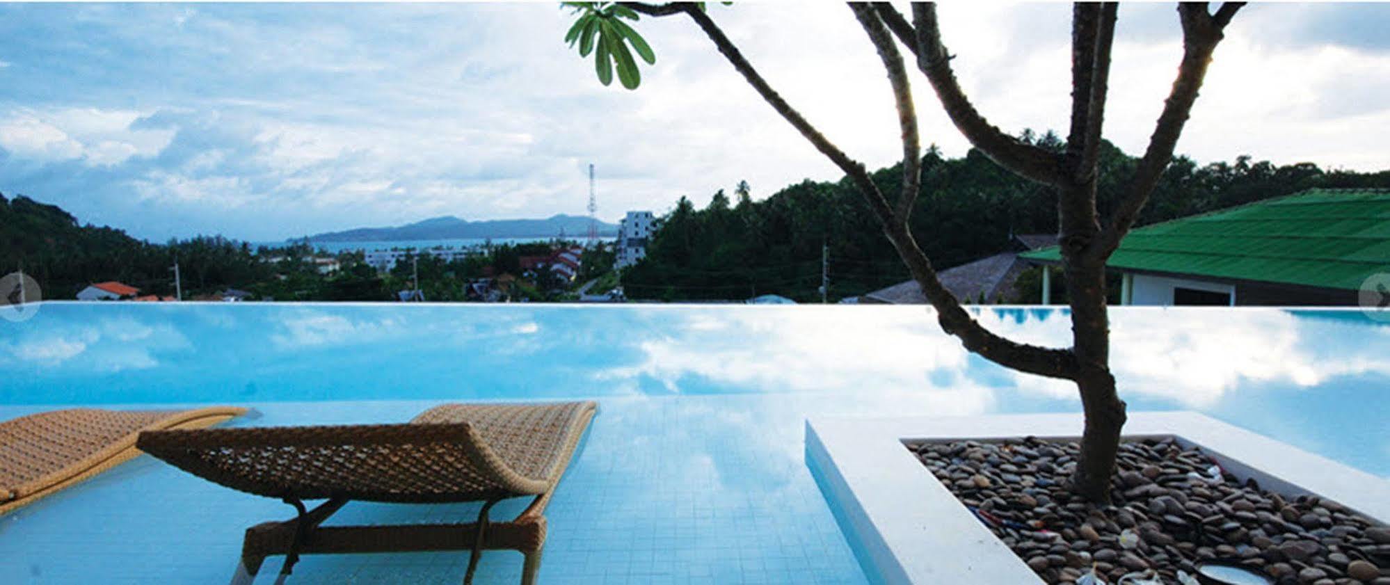 Hotel The Quarter Phuket Hat Surin Exterior foto