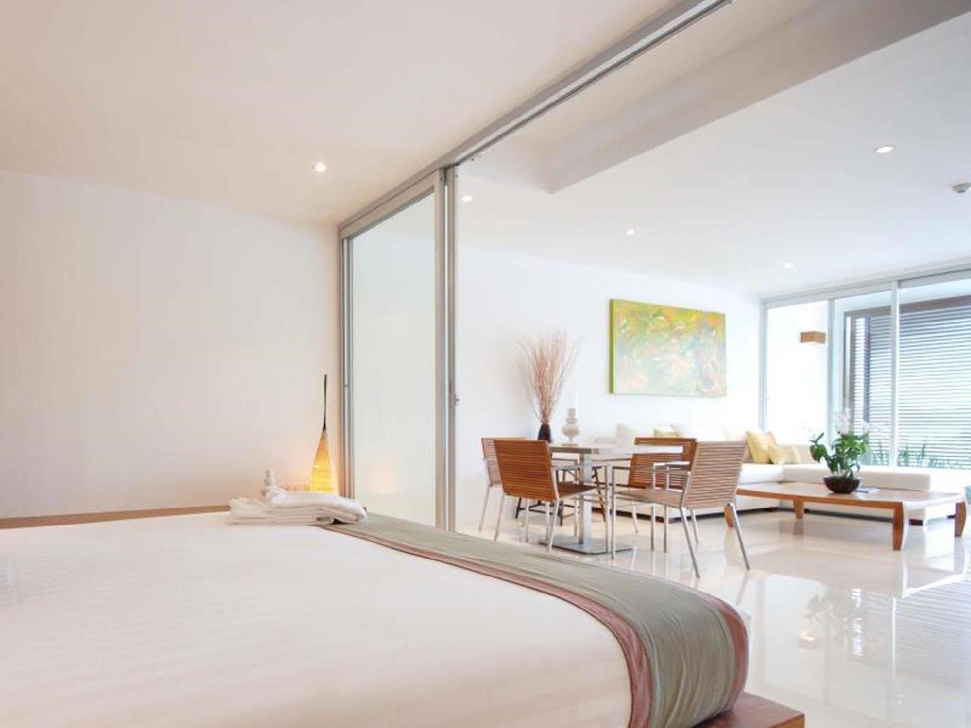 Hotel The Quarter Phuket Hat Surin Exterior foto