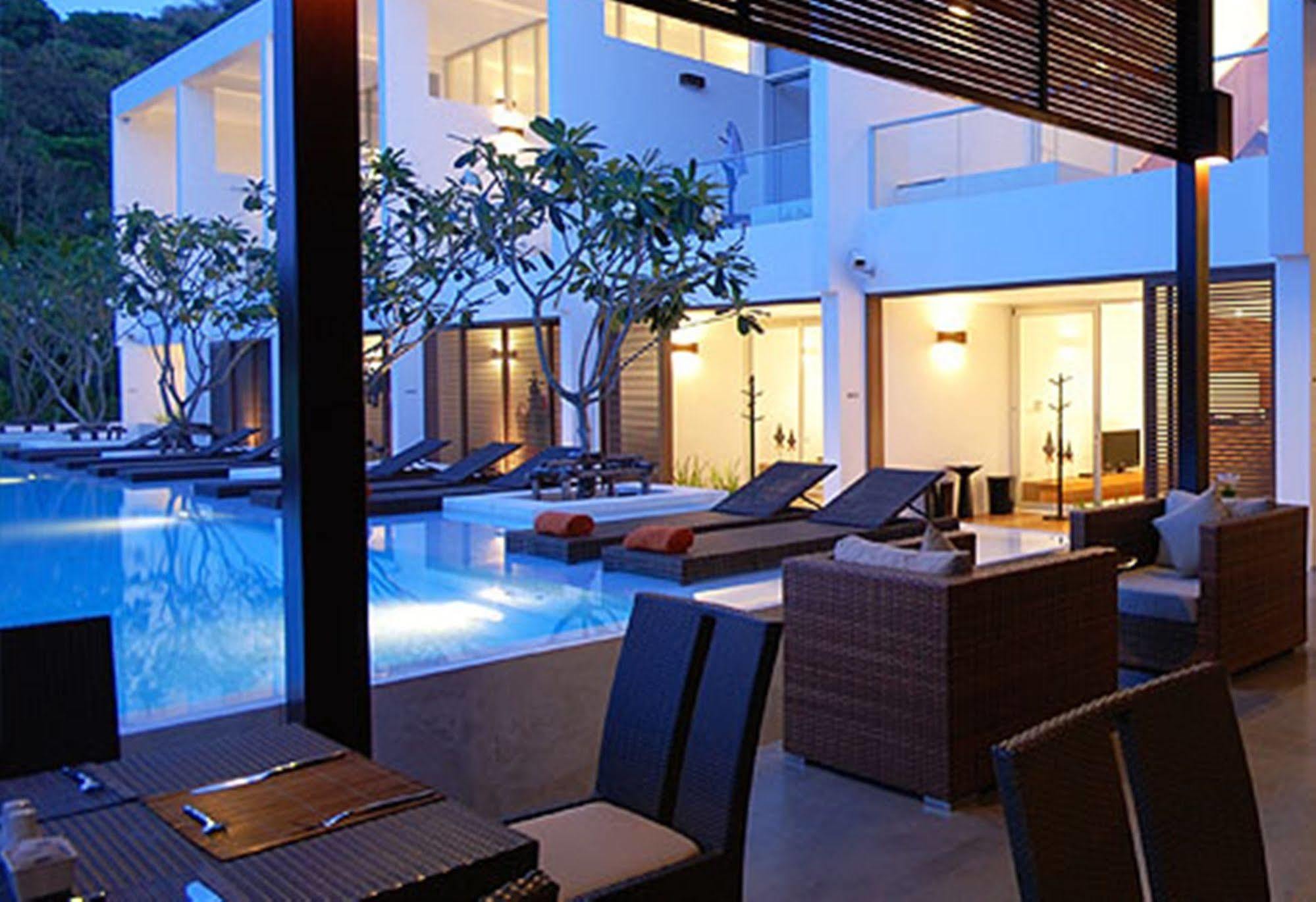 Hotel The Quarter Phuket Hat Surin Exterior foto
