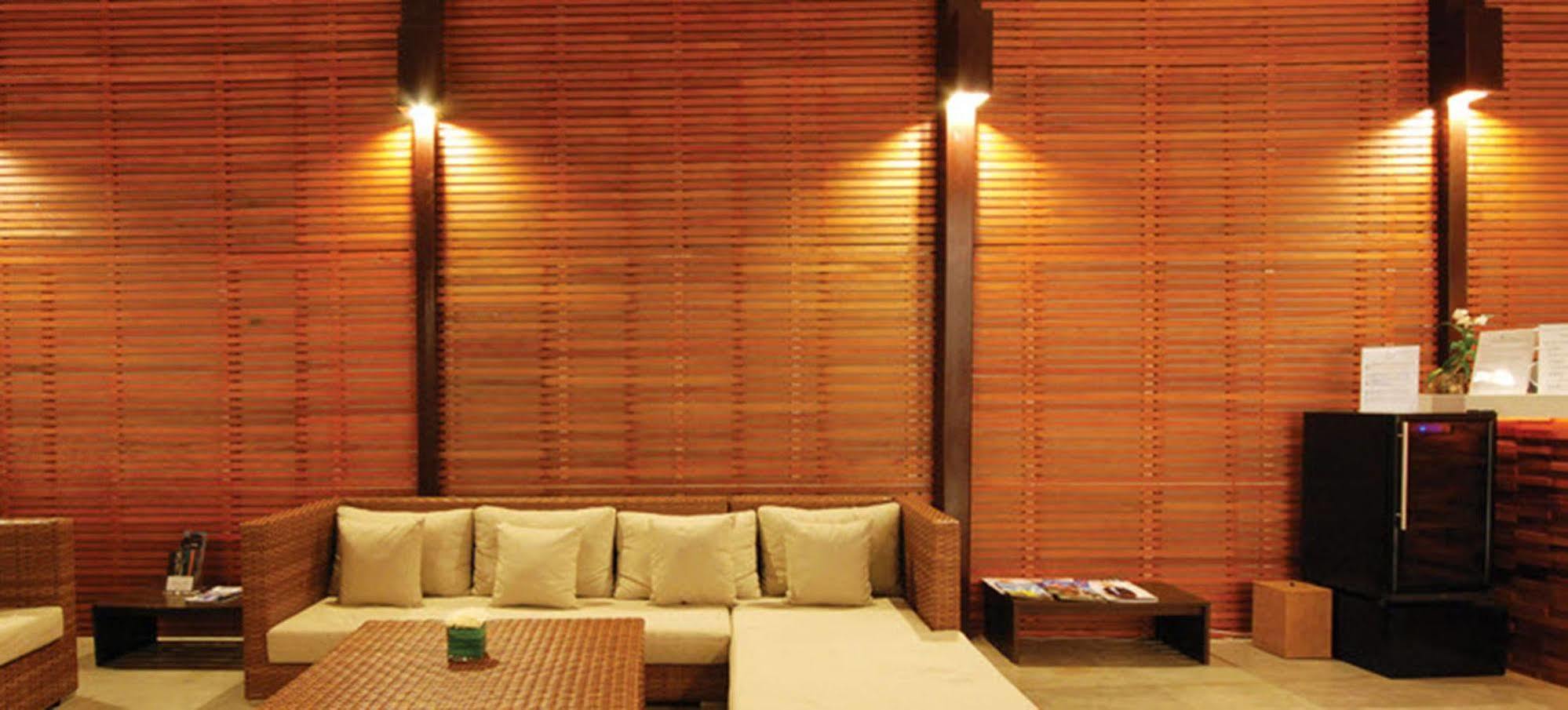 Hotel The Quarter Phuket Hat Surin Exterior foto